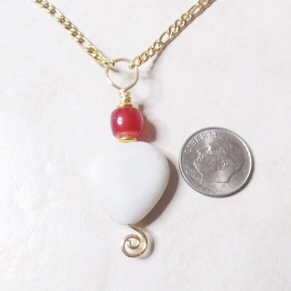 A Heart of Stone! White, Red & Gold Edition - 20" Necklace! Boho Casual & Sweet - Picture 2 of 8